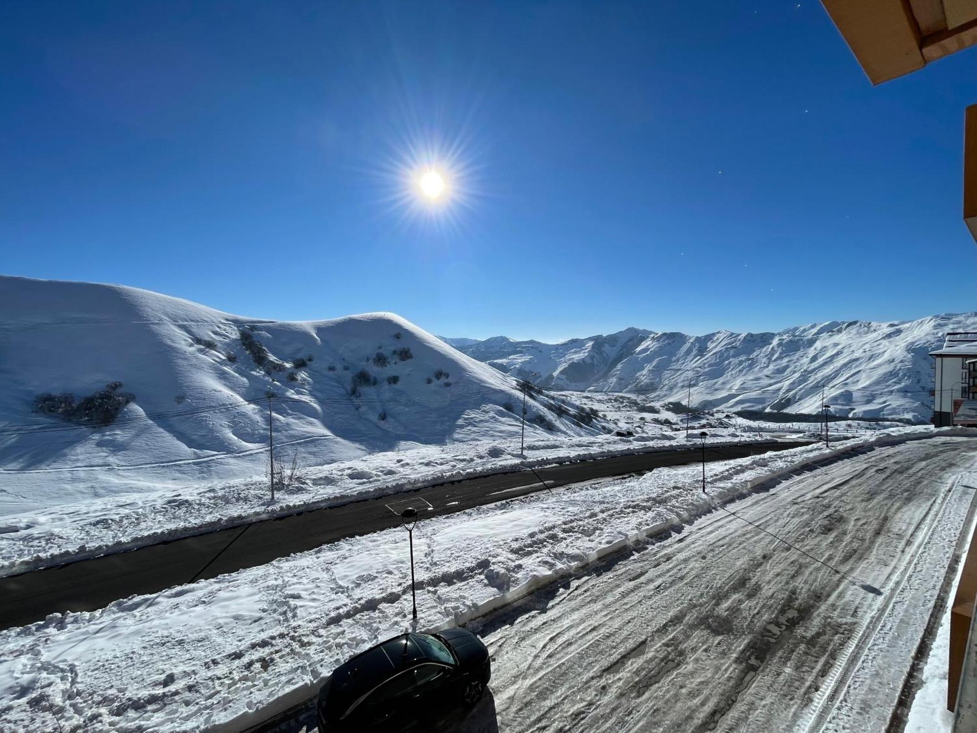Four Season Gudauri Διαμέρισμα Δωμάτιο φωτογραφία