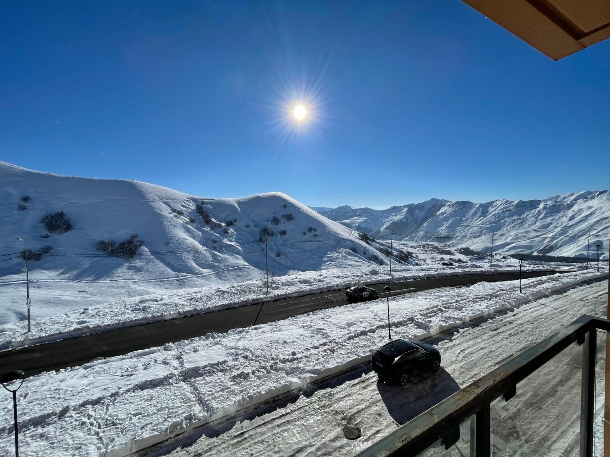 Four Season Gudauri Διαμέρισμα Δωμάτιο φωτογραφία